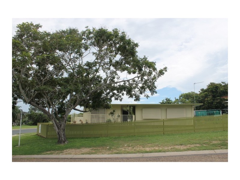 12 Sunset Crescent, Bowen QLD 4805
