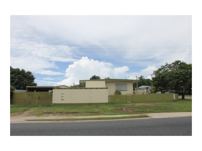 12 Sunset Crescent, Bowen QLD 4805