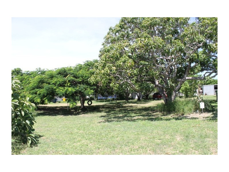 19a Reynolds Street, Bowen QLD 4805