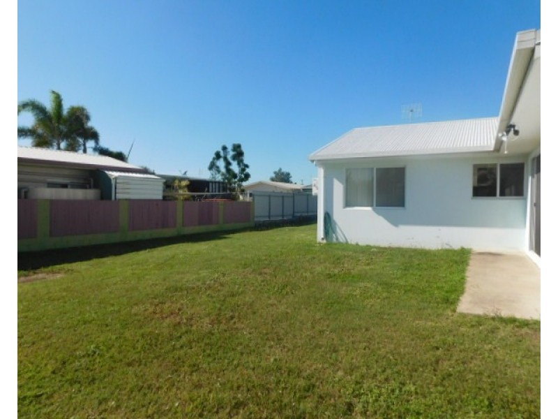 4 Allan Place, Bowen QLD 4805