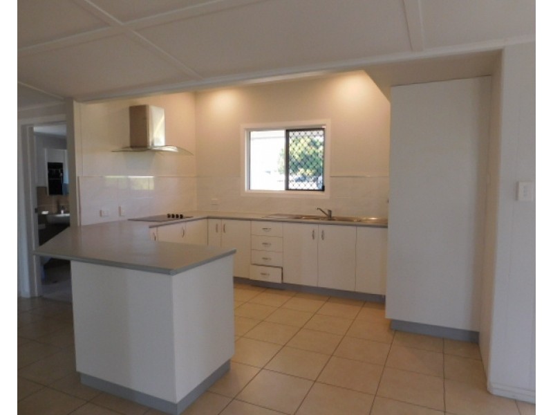 35 Dalrymple Street, Bowen QLD 4805