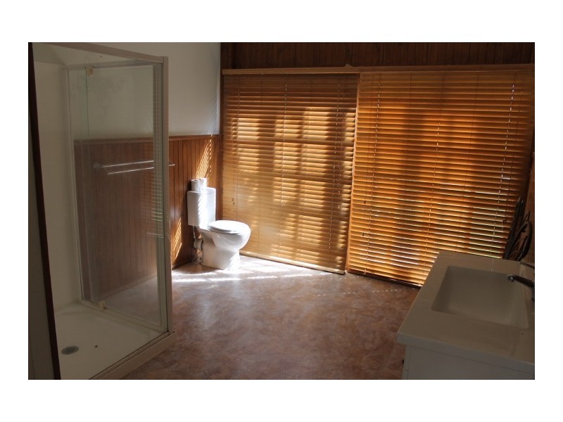 46 Poole Street, Bowen QLD 4805