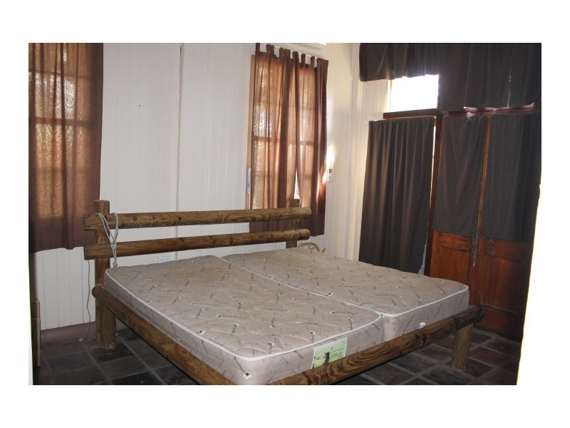 46 Poole Street, Bowen QLD 4805