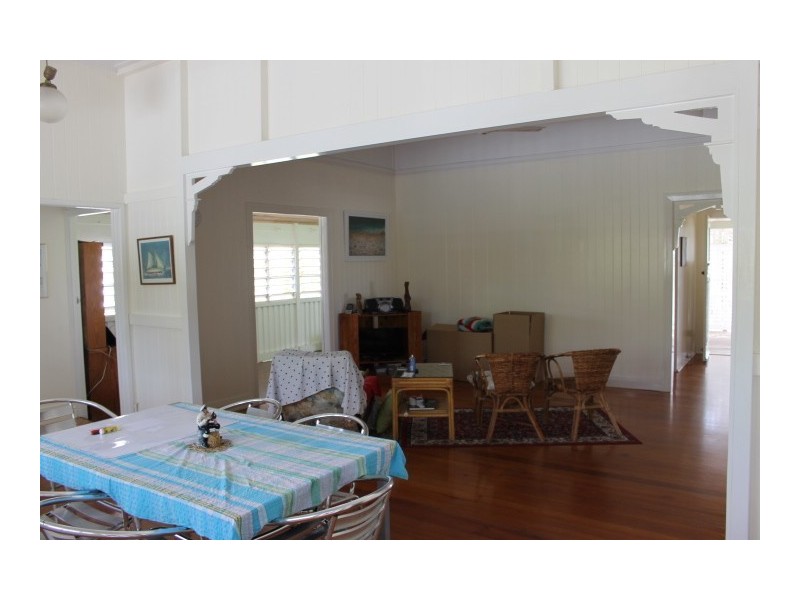 19 Poole Street, Bowen QLD 4805