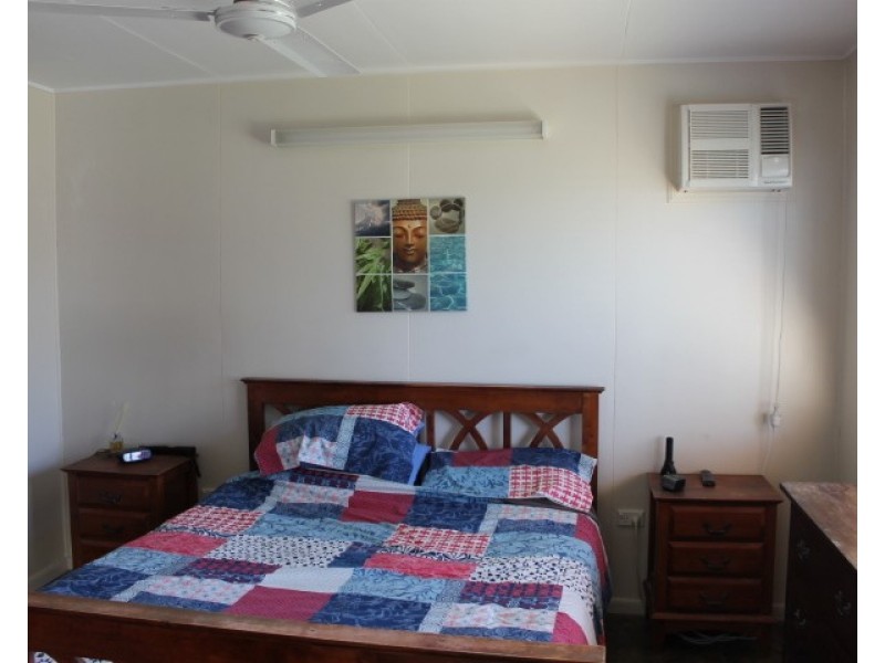 98 Gregory Street, Bowen QLD 4805