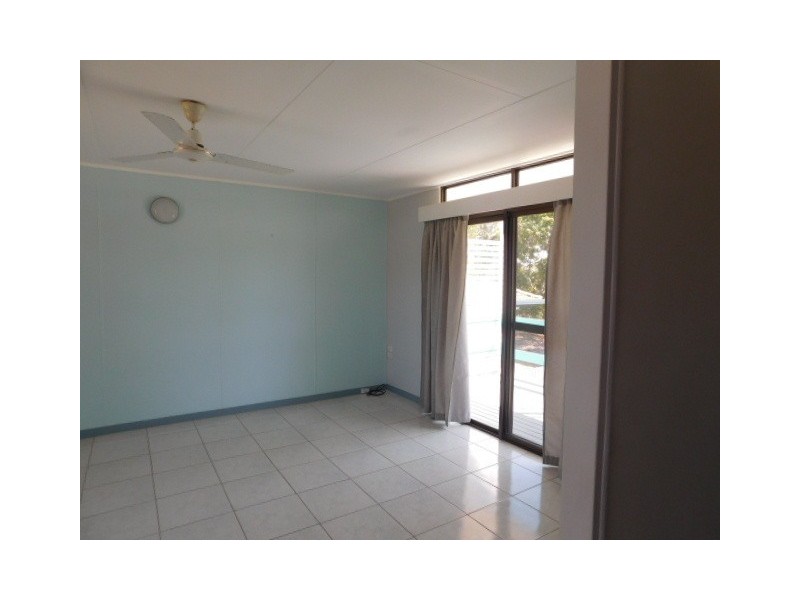 45 Holborne Street, Bowen QLD 4805