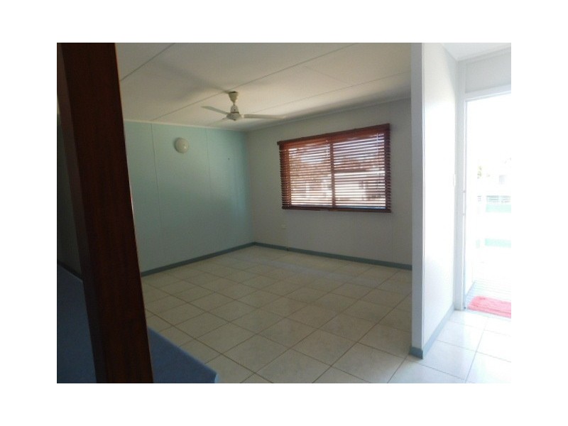 45 Holborne Street, Bowen QLD 4805