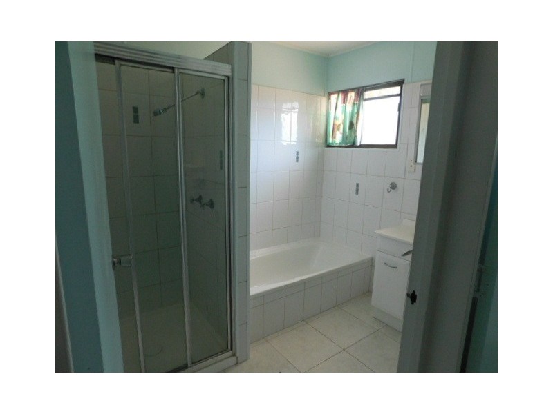 45 Holborne Street, Bowen QLD 4805