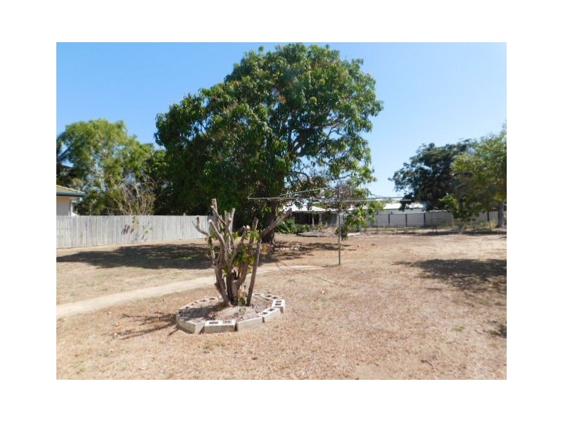 45 Holborne Street, Bowen QLD 4805