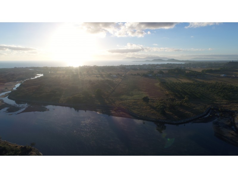 175 Inveroona Road, Bowen QLD 4805