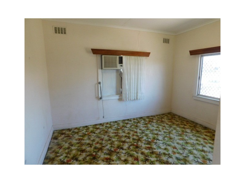 40 Livingstone street, Bowen QLD 4805