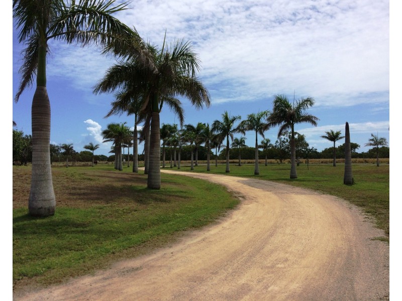 129 Inveroona Road, Bowen QLD 4805