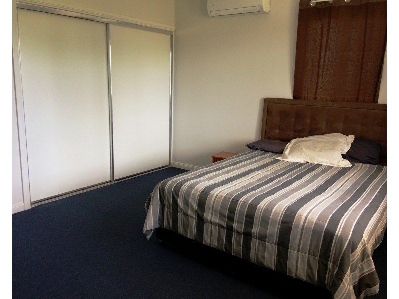 129 Inveroona Road, Bowen QLD 4805