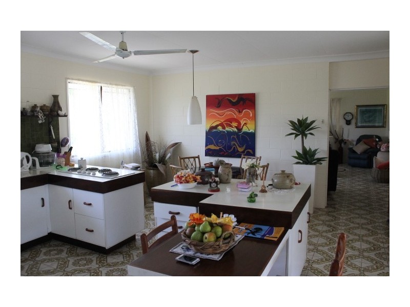 40 Inverdon Road, Bowen QLD 4805