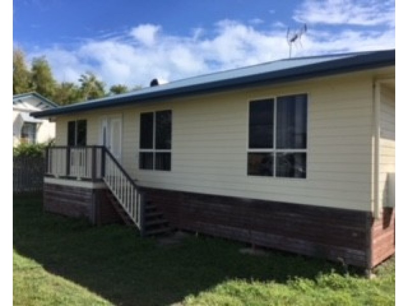 66 Tracey Street, Bowen QLD 4805
