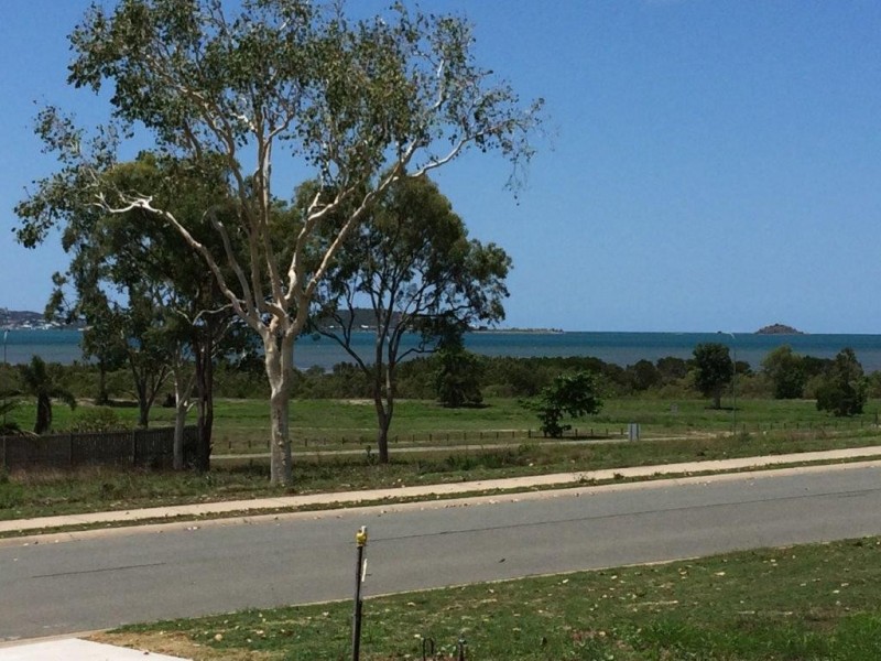 84 Ocean View Drive, Bowen QLD 4805