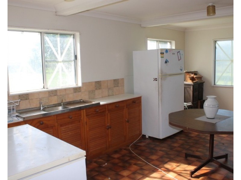 156 Summerhills Road, Bowen QLD 4805