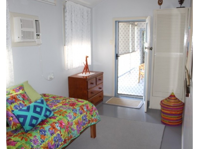 6 Hay Street, Bowen QLD 4805