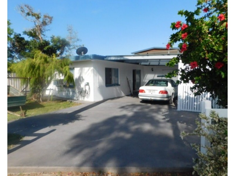 2A Hay Street, Bowen QLD 4805
