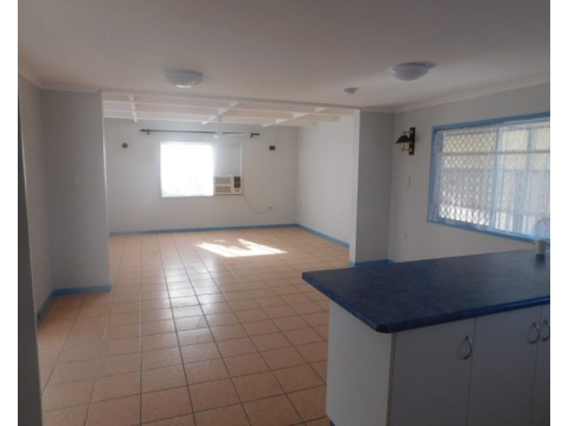 2A Hay Street, Bowen QLD 4805