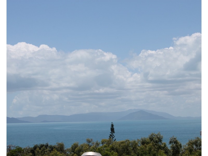 28 Rose Bay Road, Bowen QLD 4805