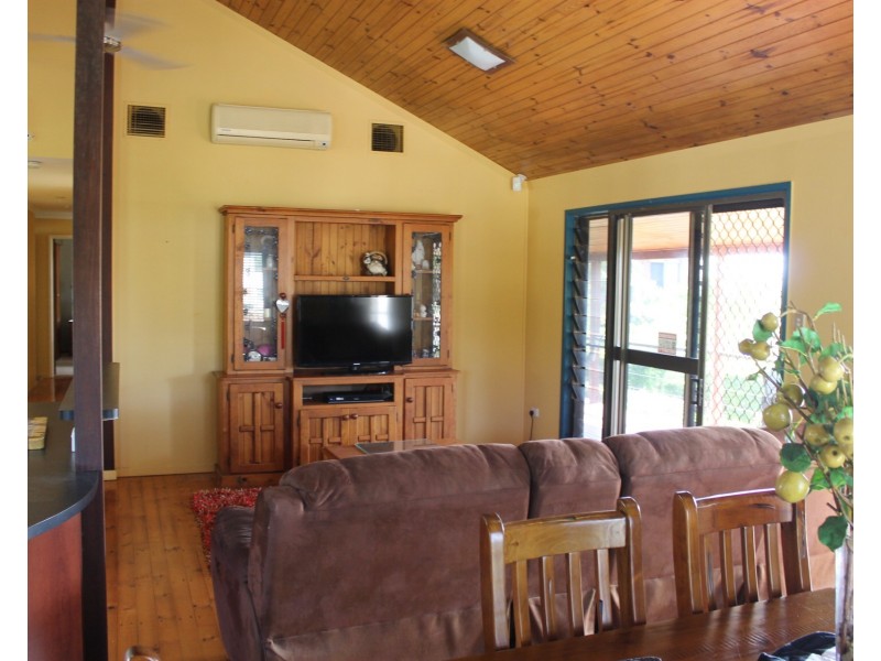 28 Rose Bay Road, Bowen QLD 4805