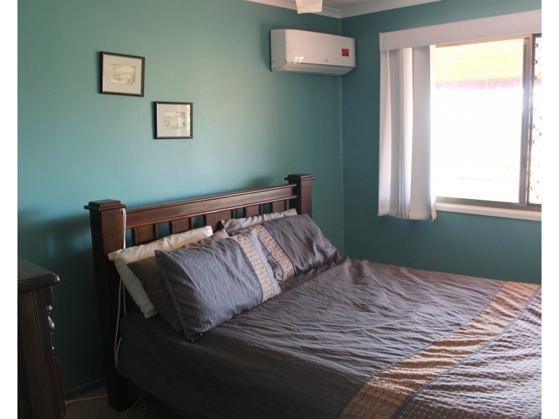 28 Rose Bay Road, Bowen QLD 4805