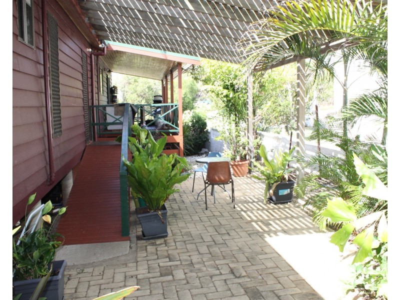 28 Rose Bay Road, Bowen QLD 4805