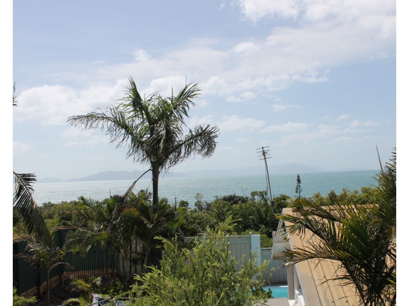 28 Rose Bay Road, Bowen QLD 4805