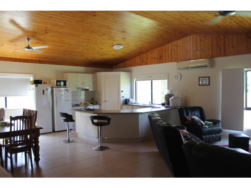 20 Lucinda Place, Bowen QLD 4805