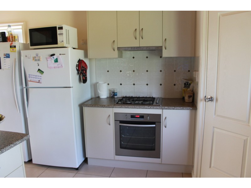 20 Lucinda Place, Bowen QLD 4805