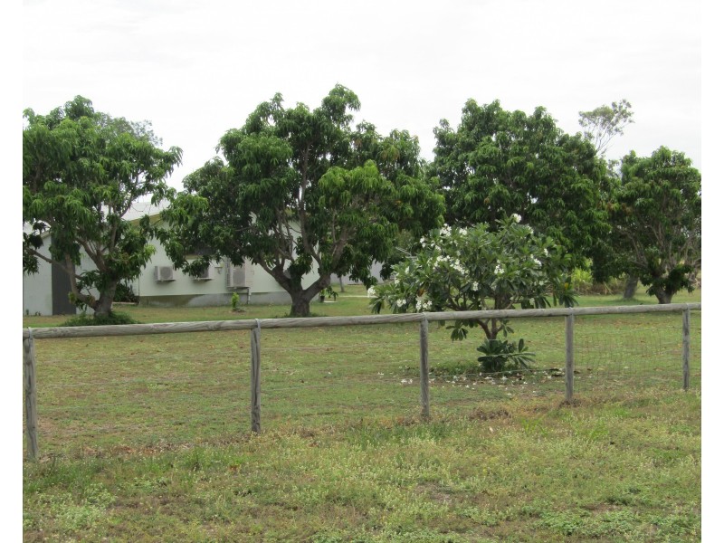 59 FLEMINGTON ROAD, Bowen QLD 4805