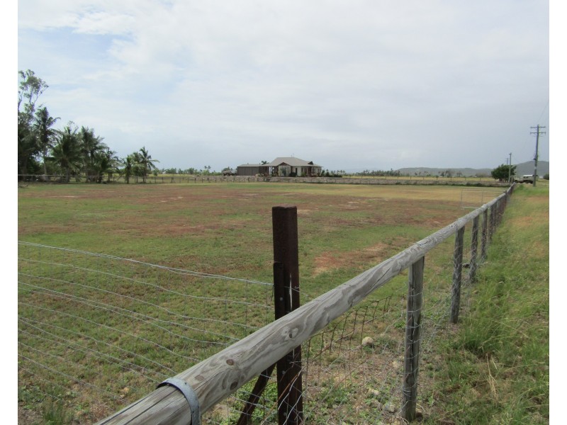 59 FLEMINGTON ROAD, Bowen QLD 4805