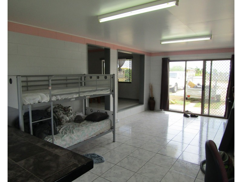 59 FLEMINGTON ROAD, Bowen QLD 4805