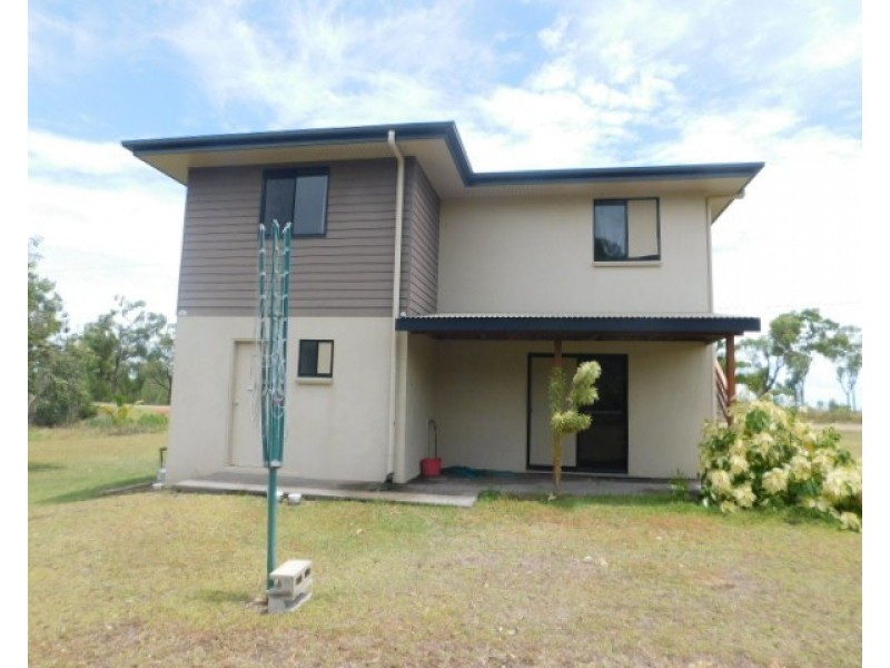 73 Pitcain Avenue, Brisk Bay QLD 4805