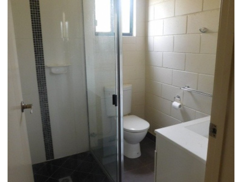 73 Pitcain Avenue, Brisk Bay QLD 4805