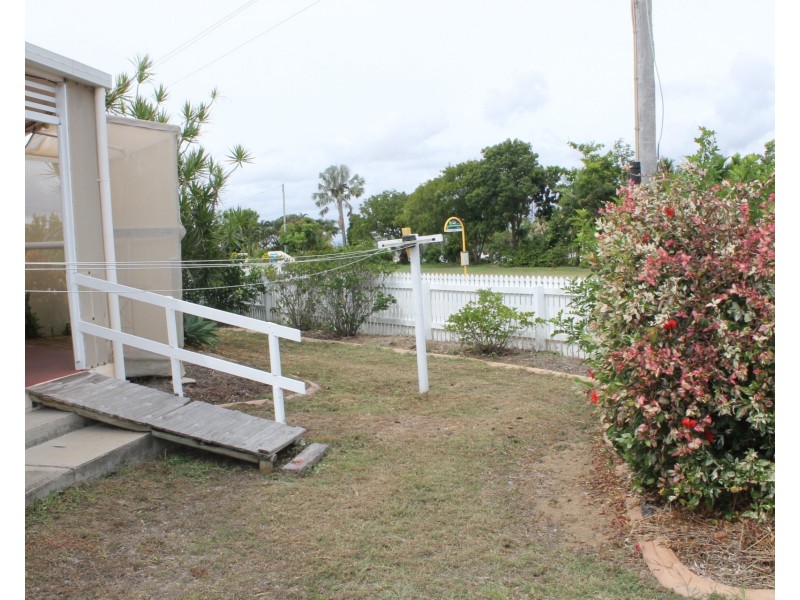 1/30 John Street, Bowen QLD 4805