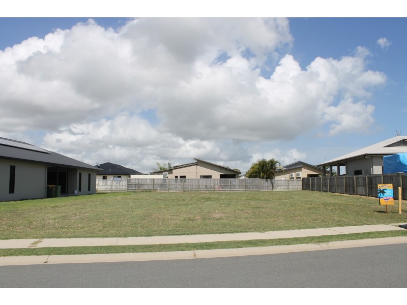 13 Ada Place, Bowen QLD 4805