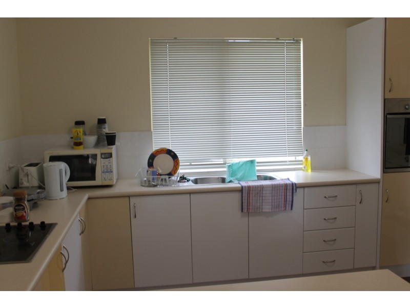 25 Walker Street, Collinsville QLD 4804