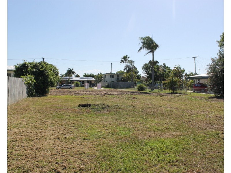 10 Marshall Street, Bowen QLD 4805