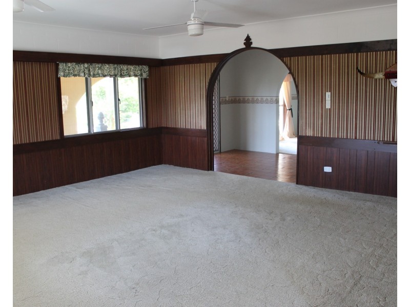 31 Mitchell Street, Bowen QLD 4805