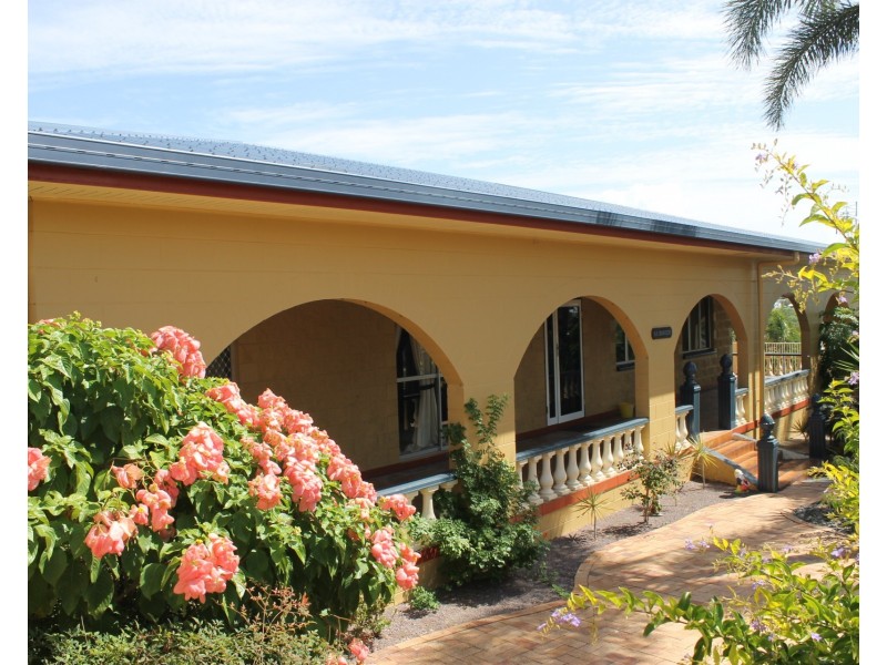 31 Mitchell Street, Bowen QLD 4805