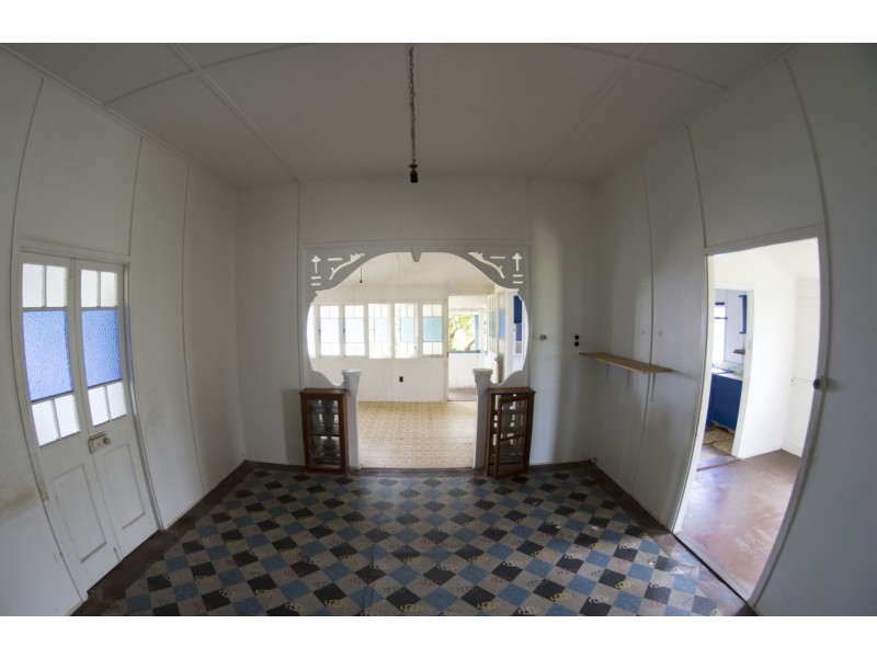 71 Queens Beach Esplanade, Bowen QLD 4805