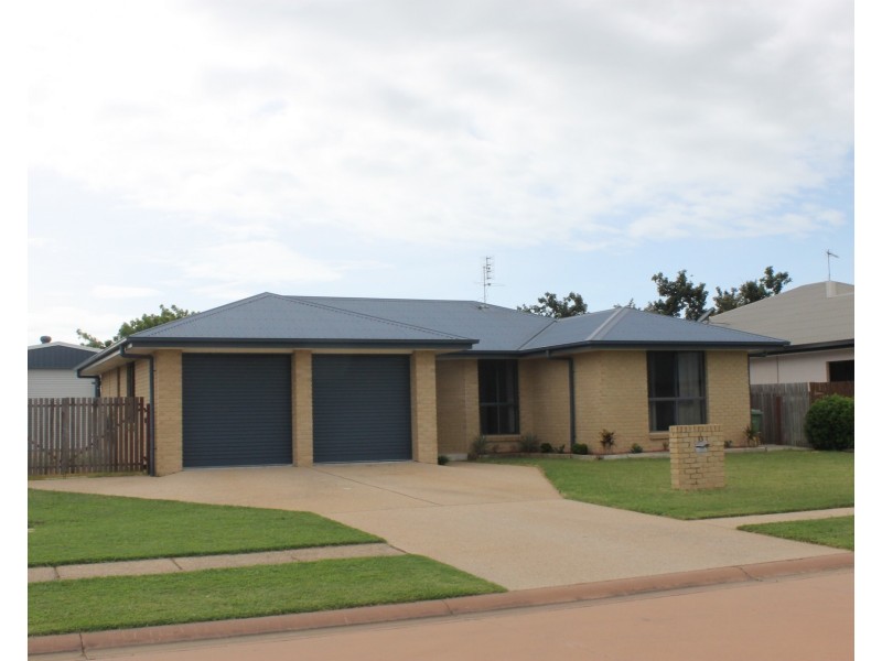 13 Kirkpatrick Court, Bowen QLD 4805