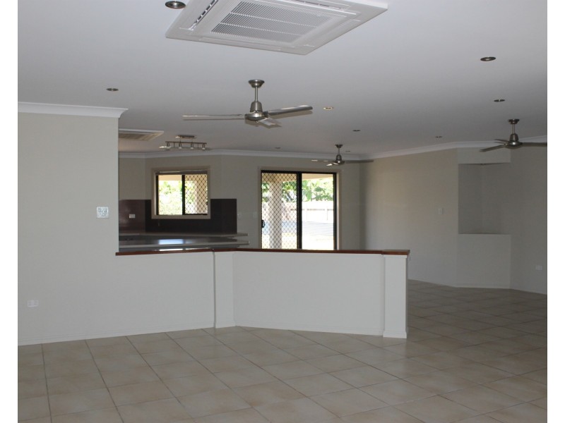 21 Kirkpatrick Court, Bowen QLD 4805