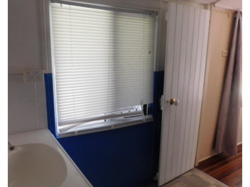 28 Tracey Street, Bowen QLD 4805