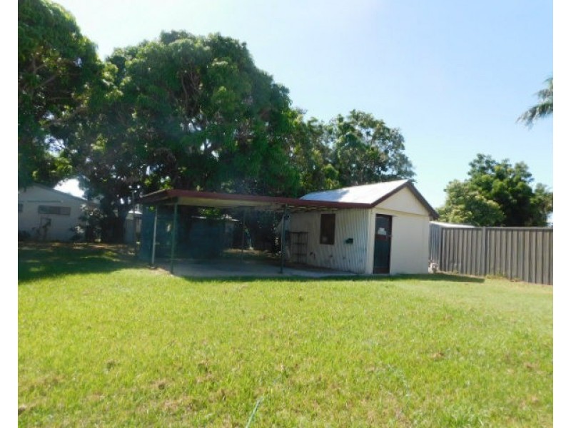 28 Tracey Street, Bowen QLD 4805