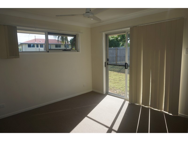 1 & 2/14 Hillview Place, Bowen QLD 4805