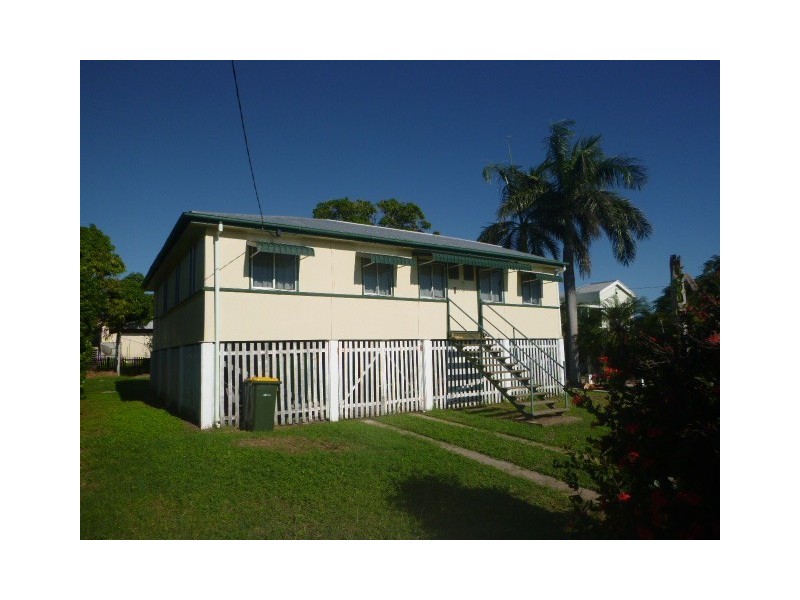 35 Sinclair Street, Bowen QLD 4805