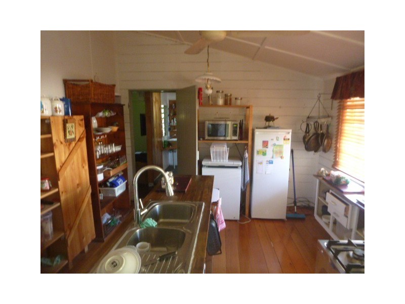 35 Sinclair Street, Bowen QLD 4805